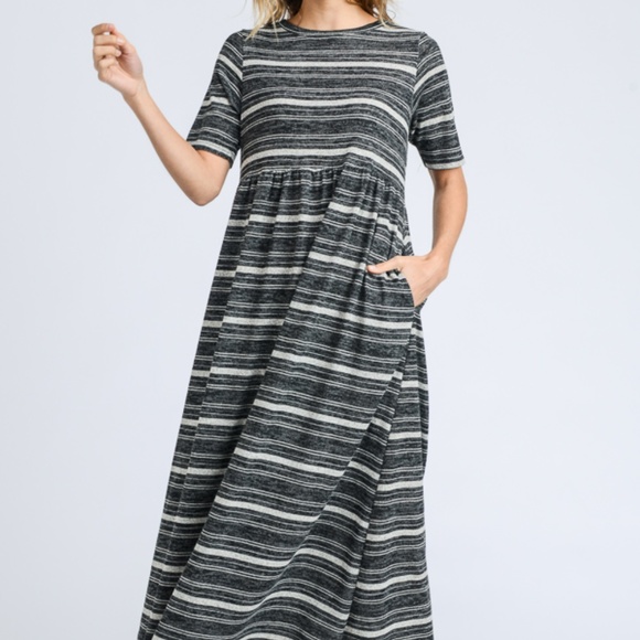 striped maxi dress with pockets